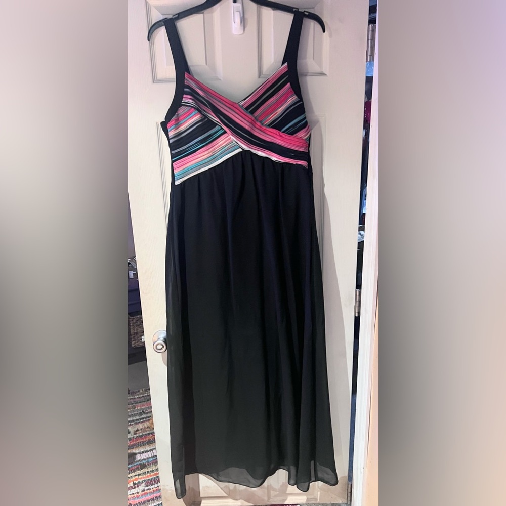 Robbie Bee Black Maxi Dress with Pink, Teal and White Bodice Size 18